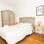 Private Apartment St Germain-Le Bon Marche